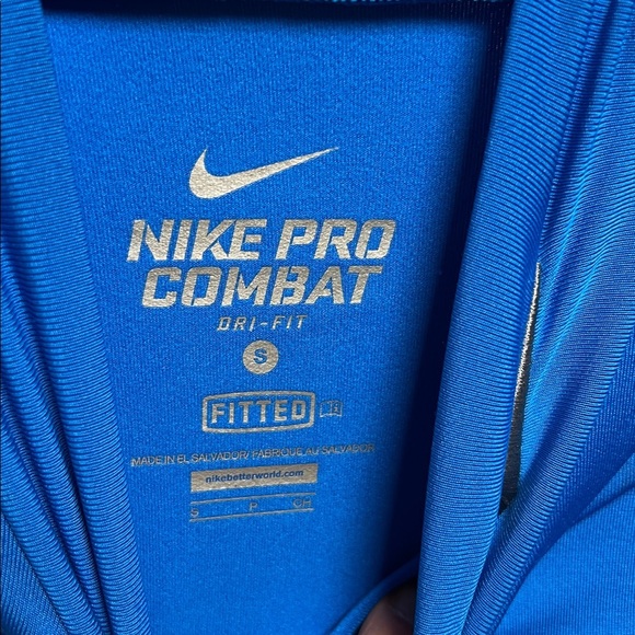 NWT Men’s or Women’s Nike Pro Combat insulated base layer small - Picture 4 of 6